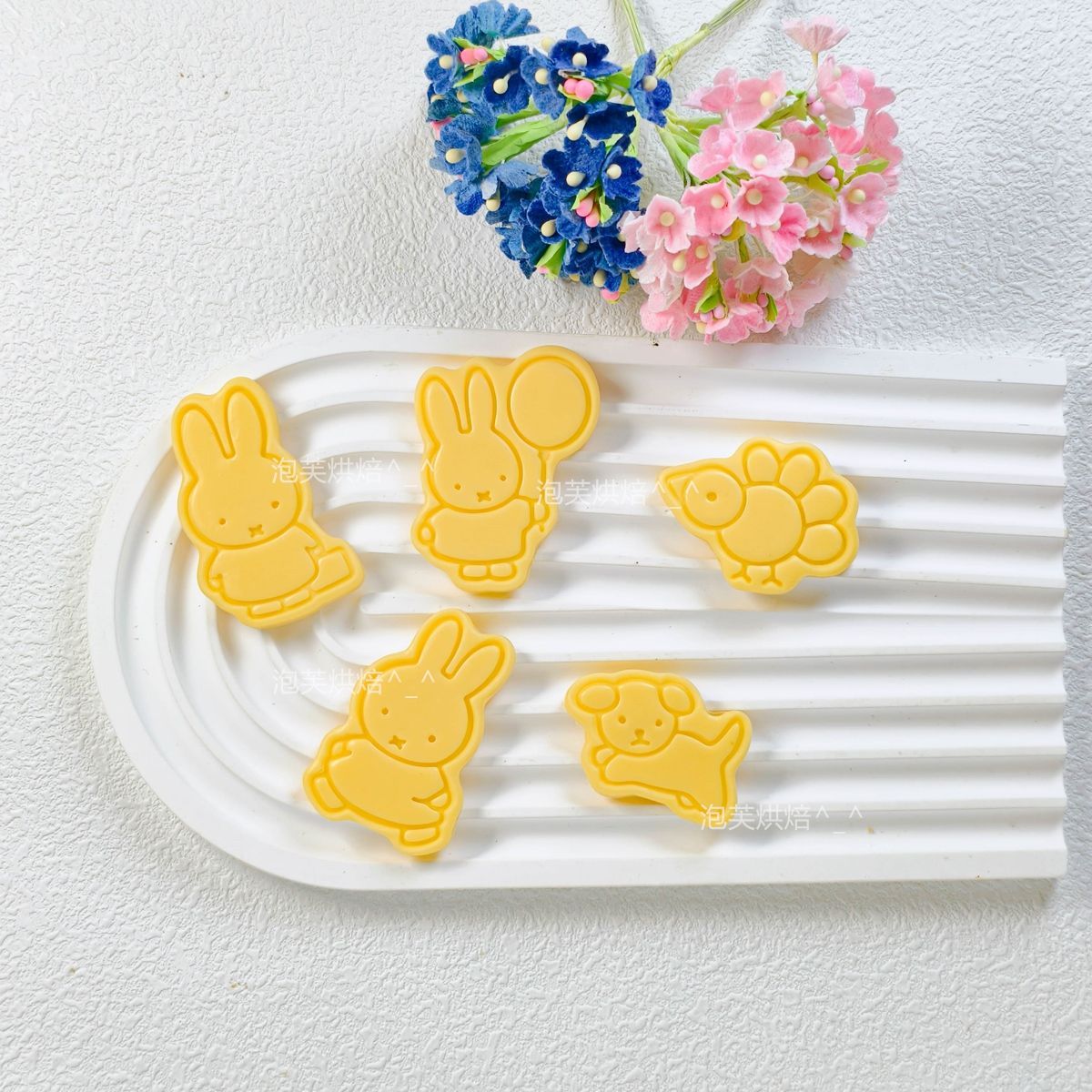 Cute 3D Press Cookie Mold with - Kitchen Appliances Brand 评论和价格